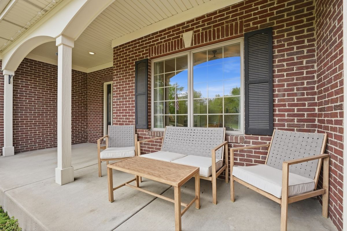 2414 Mehring Avenue, Johnsburg, IL 60051