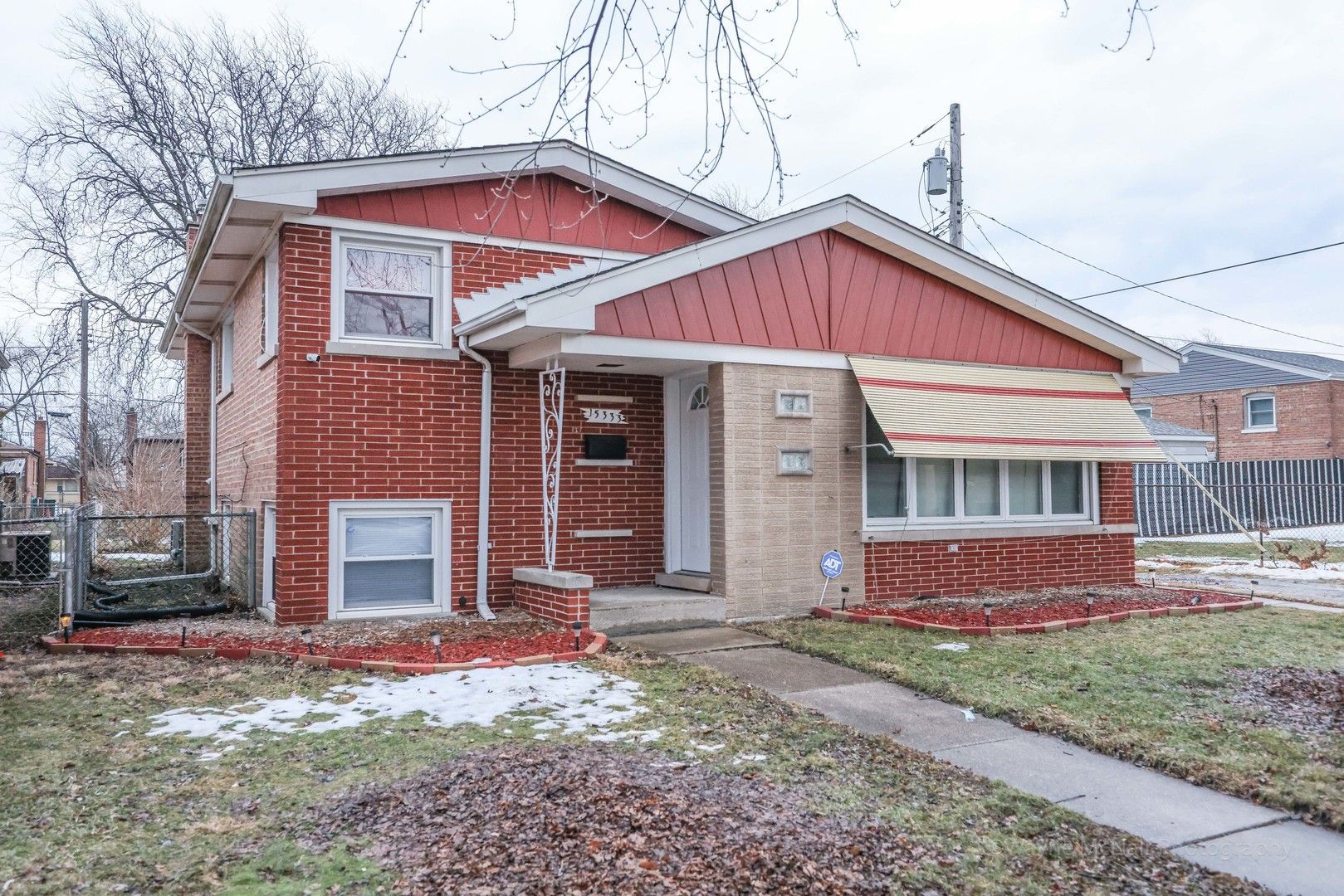 15333 Grant Street — Dolton, IL 60419