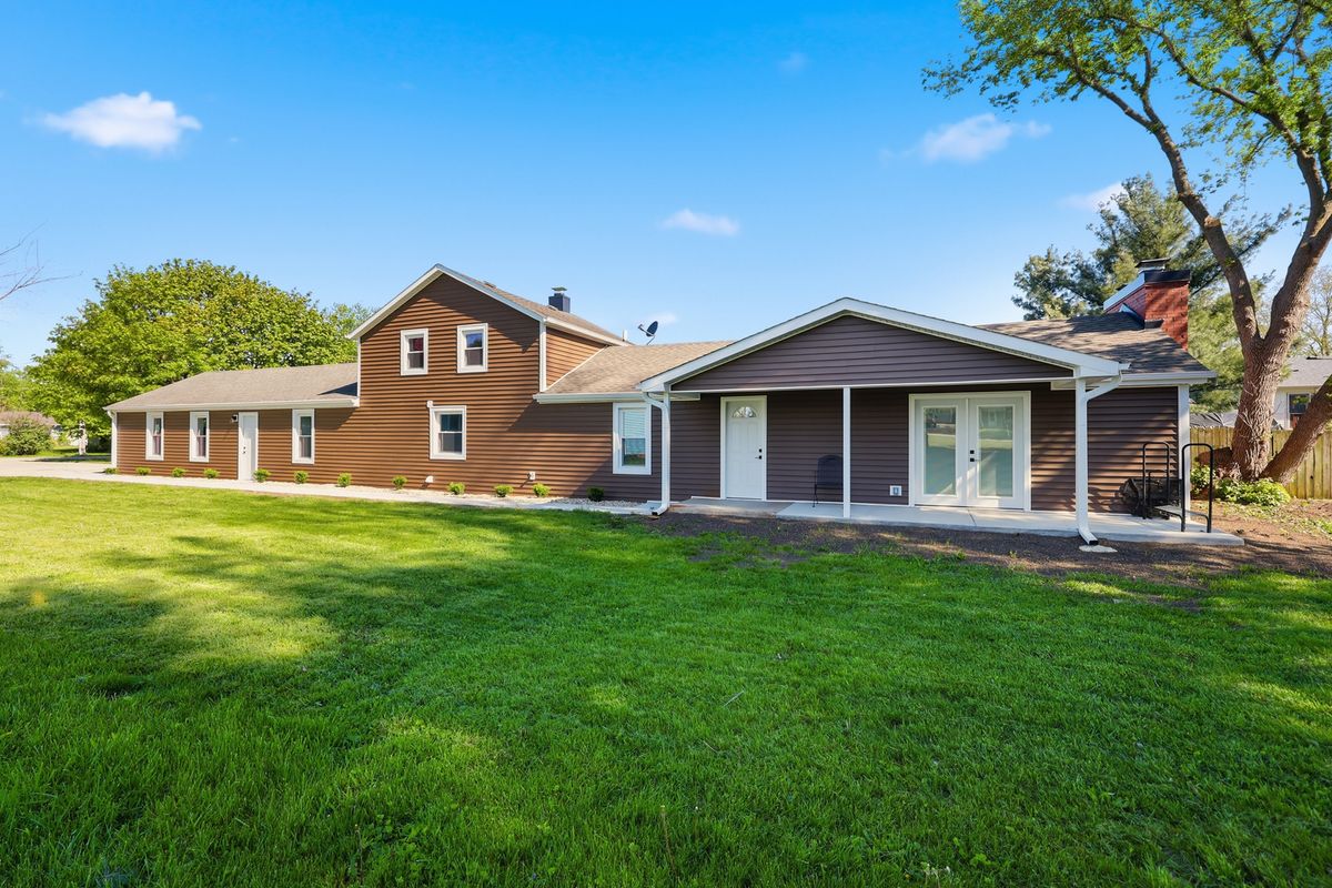 1107 East Street, Marengo, IL 60152