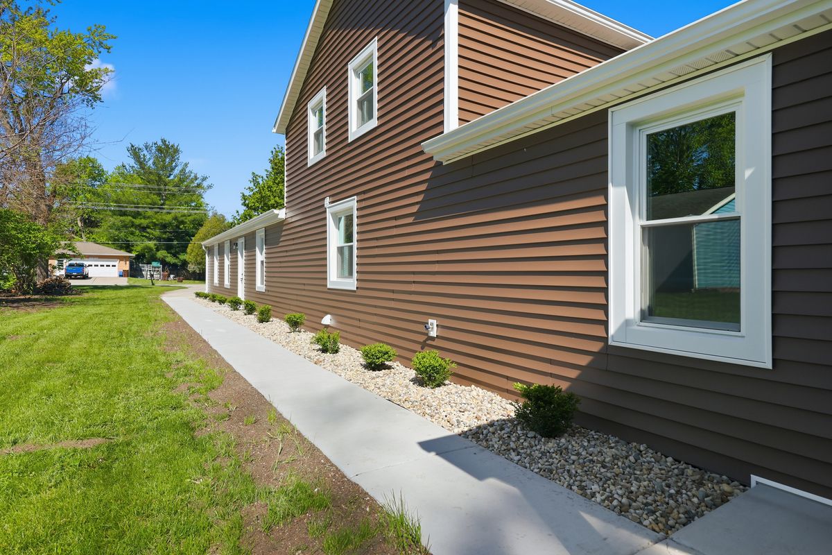 1107 N East Street, Marengo, IL 60152