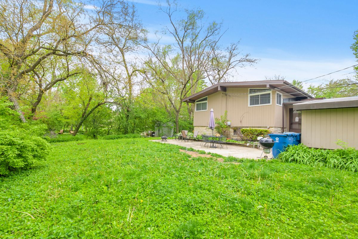 12432 S Oak Park Avenue, Palos Heights, IL 60463