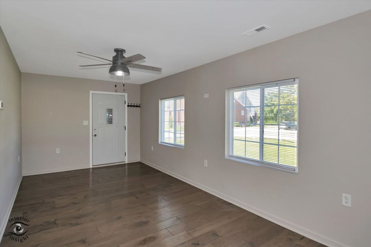 201 1/2 Reverend Walton Drive, Lockport, IL 60441