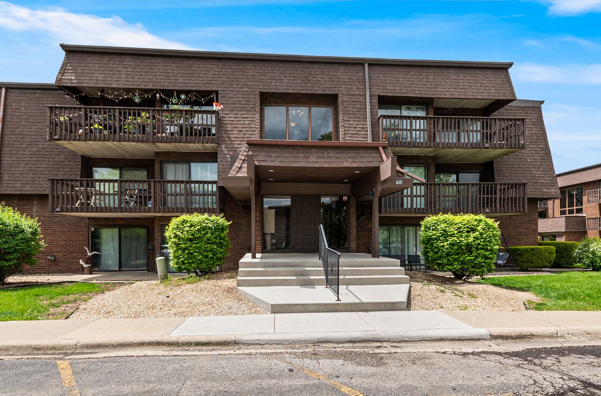 1620 Richmond Circle, Joliet, IL 60435
