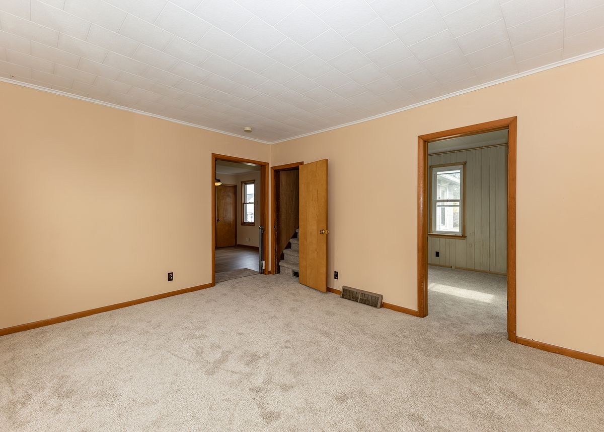 1007 16th Avenue, Fulton, IL 61252