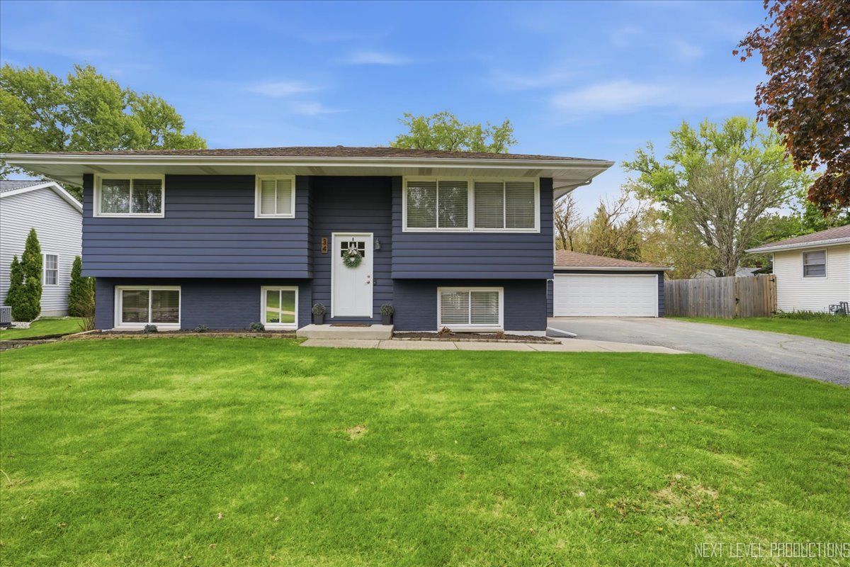 34 Amber Avenue, Cortland, IL 60112