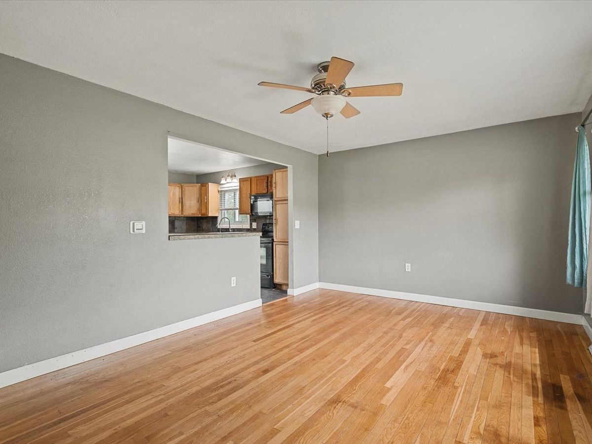1270 W Staver Street, Freeport, IL 61032