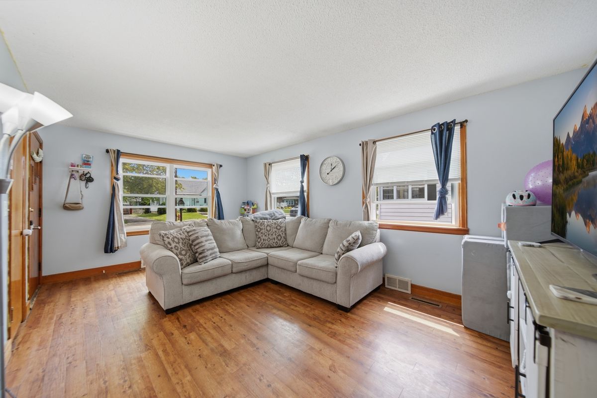 1309 8th Avenue, Sterling, IL 61081