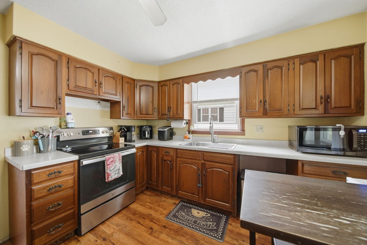 1309 8th Avenue, Sterling, IL 61081