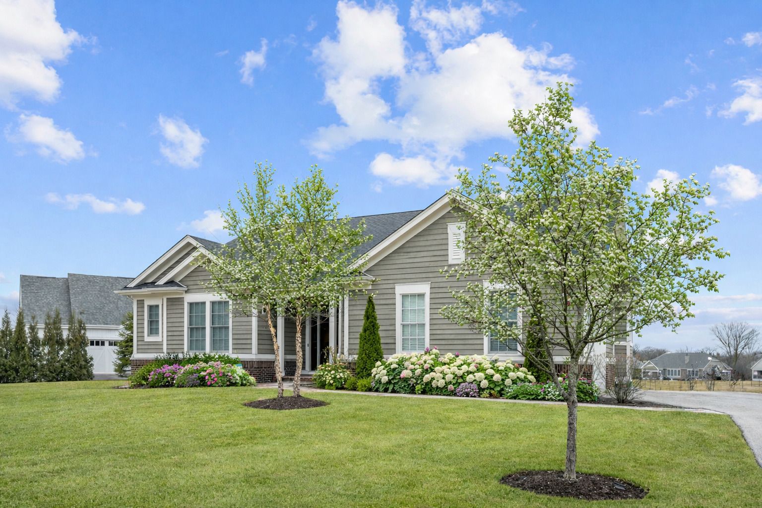 30 S Orchard Circle — Lake Forest, IL 60045
