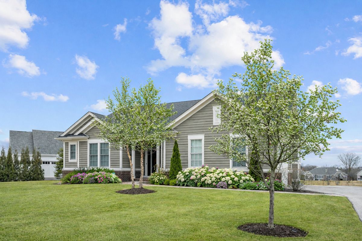 30 Orchard Circle, Lake Forest, IL 60045