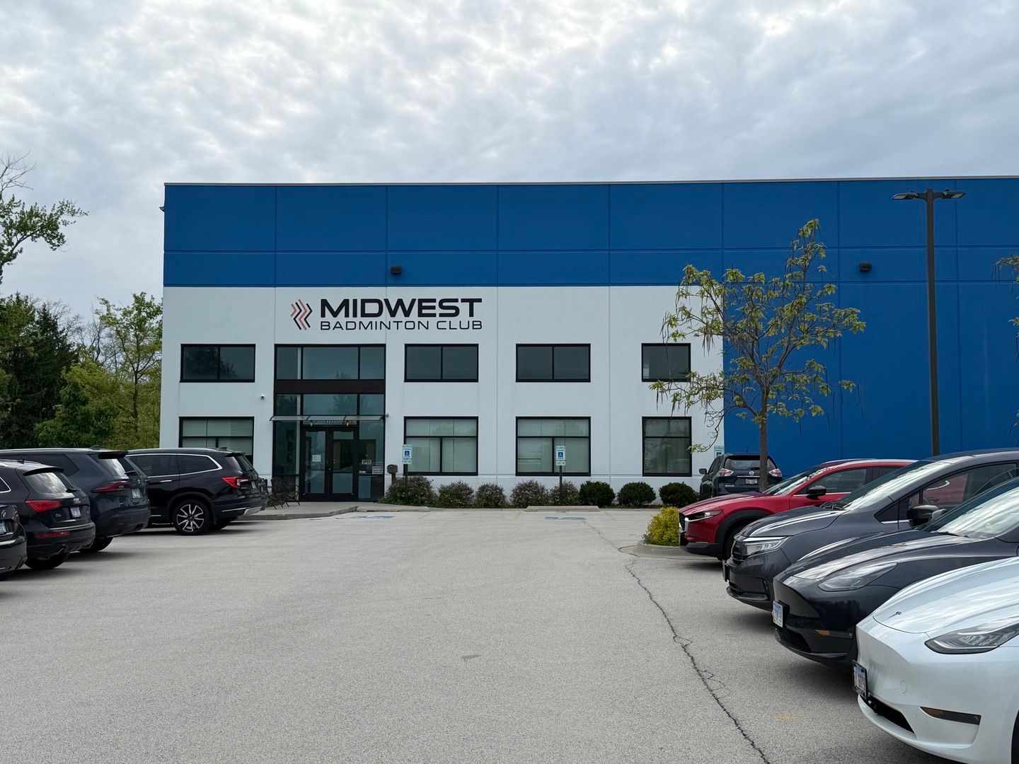 8202 Lemont Road — Woodridge, IL 60517