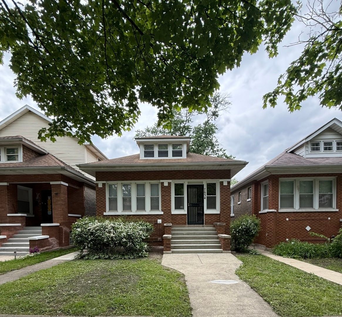 7634 Loomis Boulevard, Chicago, IL 60620