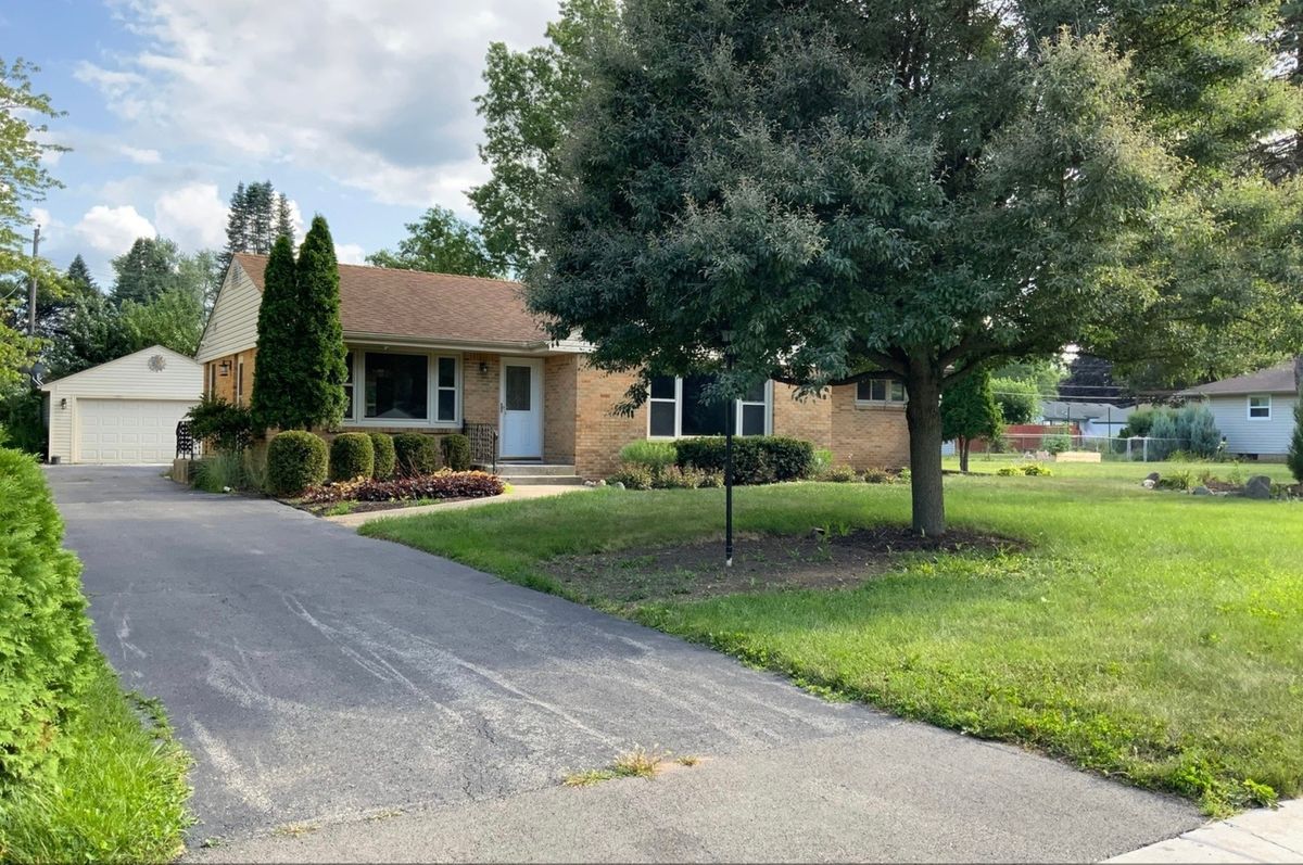3929 Pinecrest Road, Rockford, IL 61107