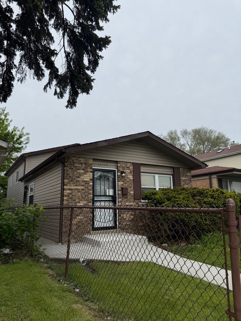 11720 Watkins Avenue, Chicago, IL 60643