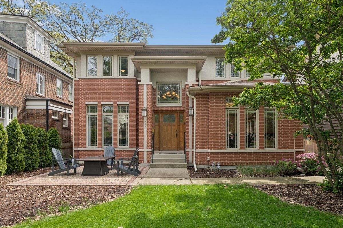747 Park Avenue — River Forest, IL 60305