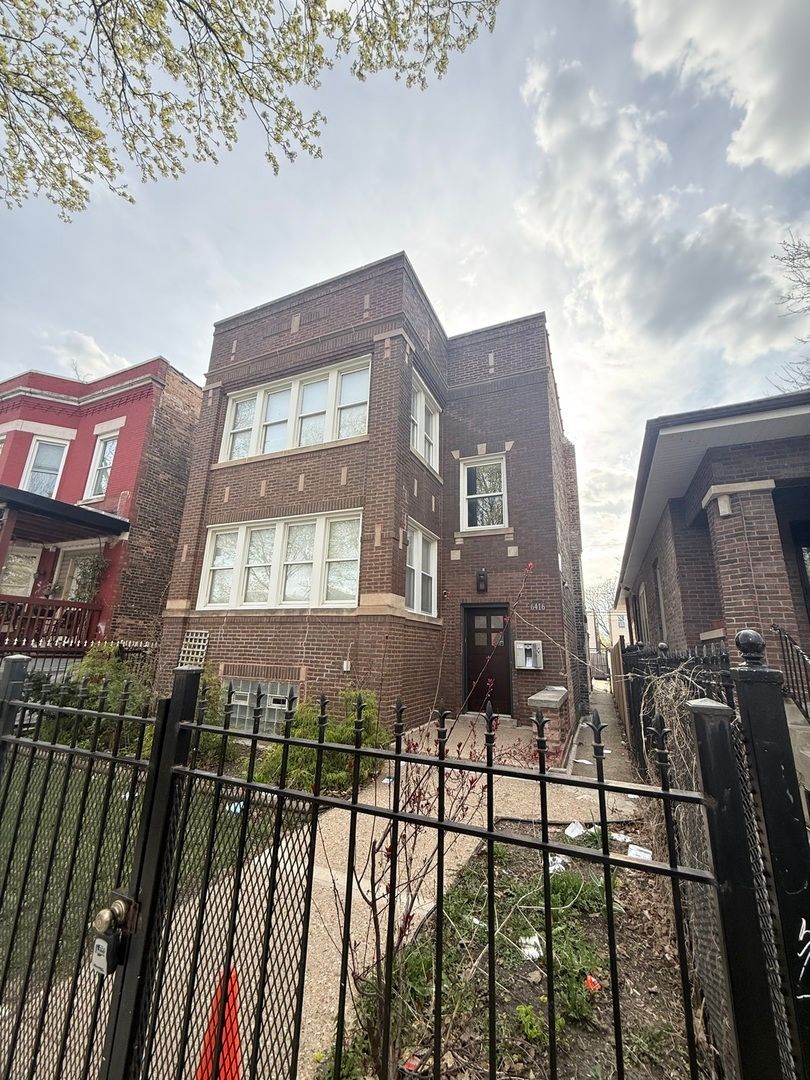 6416 Campbell Avenue, Chicago, IL 60629