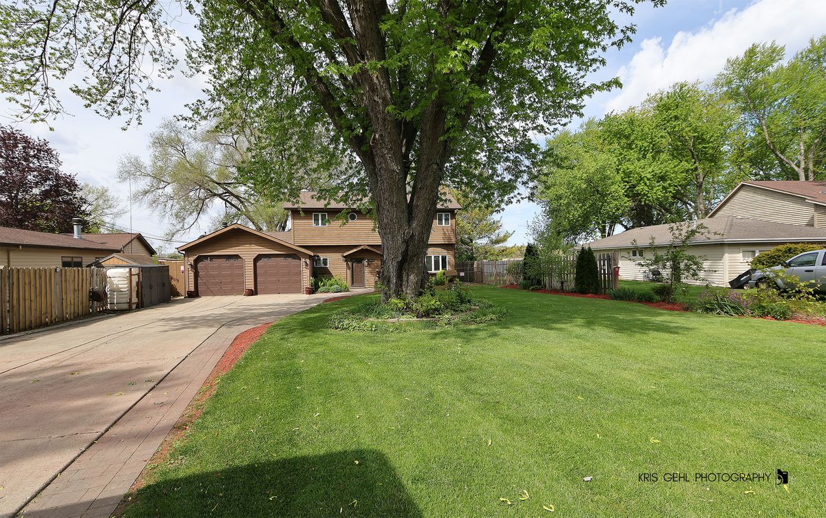 35098 N Edgewater Lane, Ingleside, IL 60041