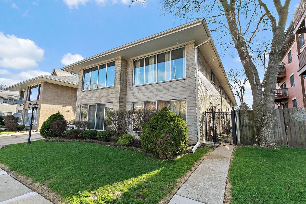 1111 Harlem Avenue, Oak Park, IL 60302