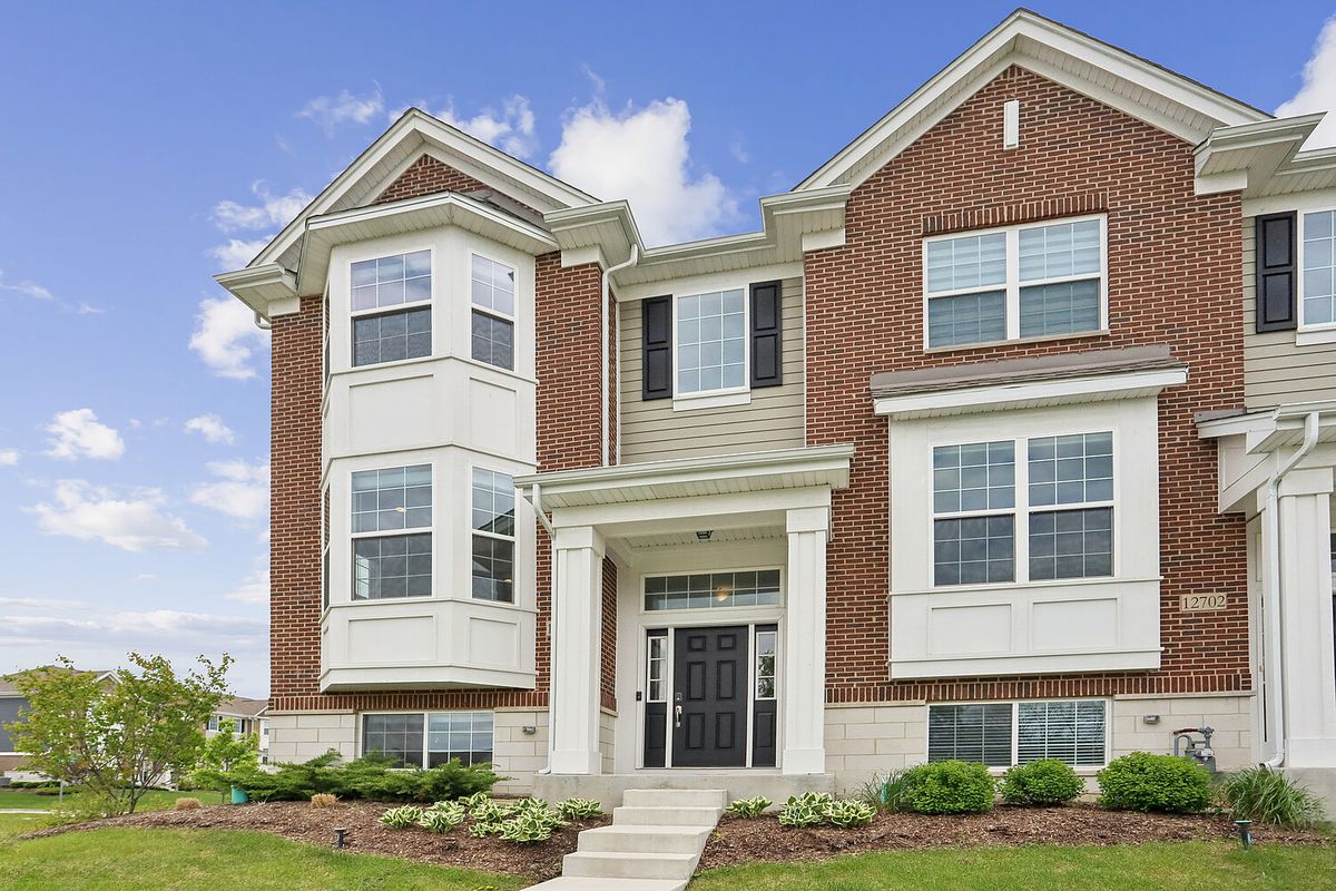 12700 Belmont Court, Homer Glen, IL 60491