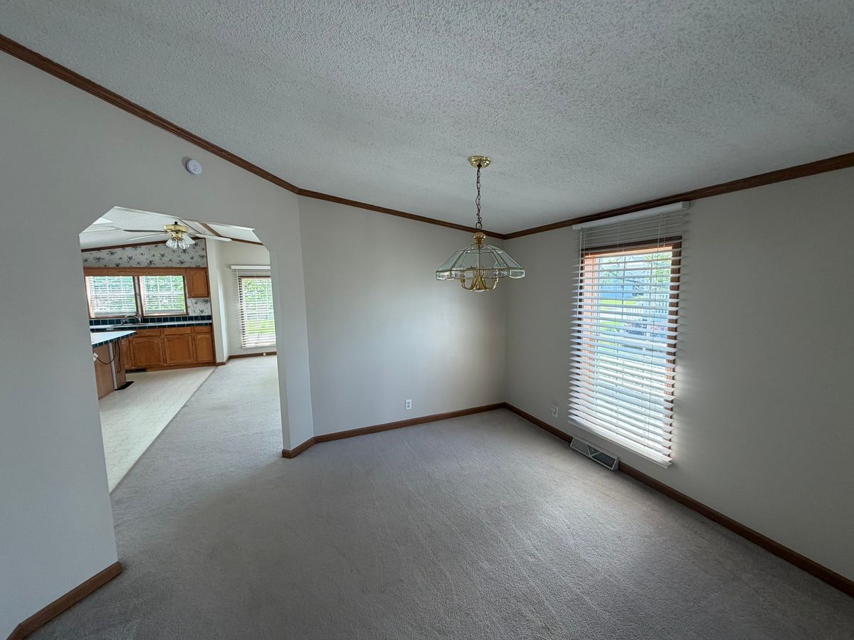 16 Oriole Lane, Beecher, IL 60401