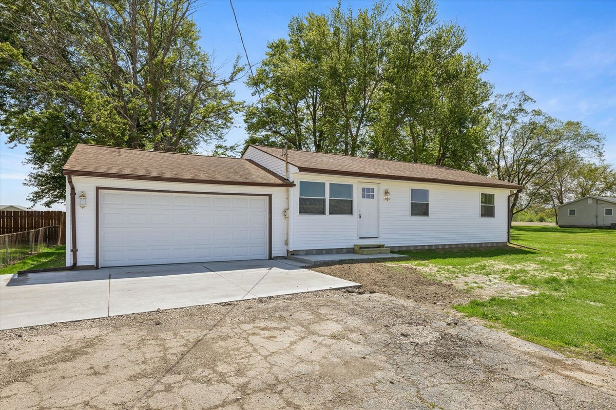 10167 Wolf Road, Geneseo, IL 61254