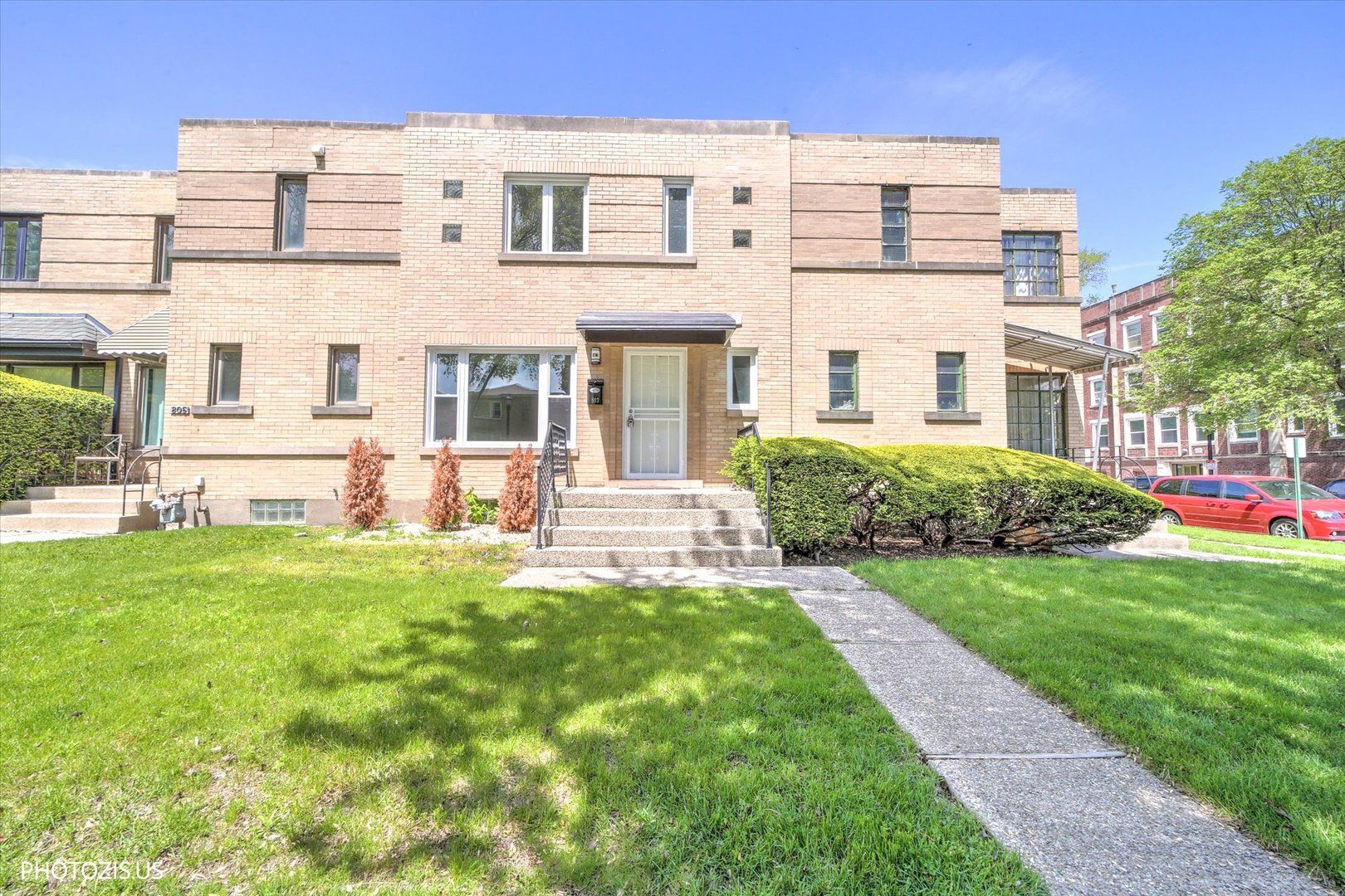 803 Brummel Street — Evanston, IL 60202