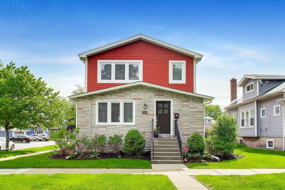 3201 Highland Avenue, Berwyn, IL 60402