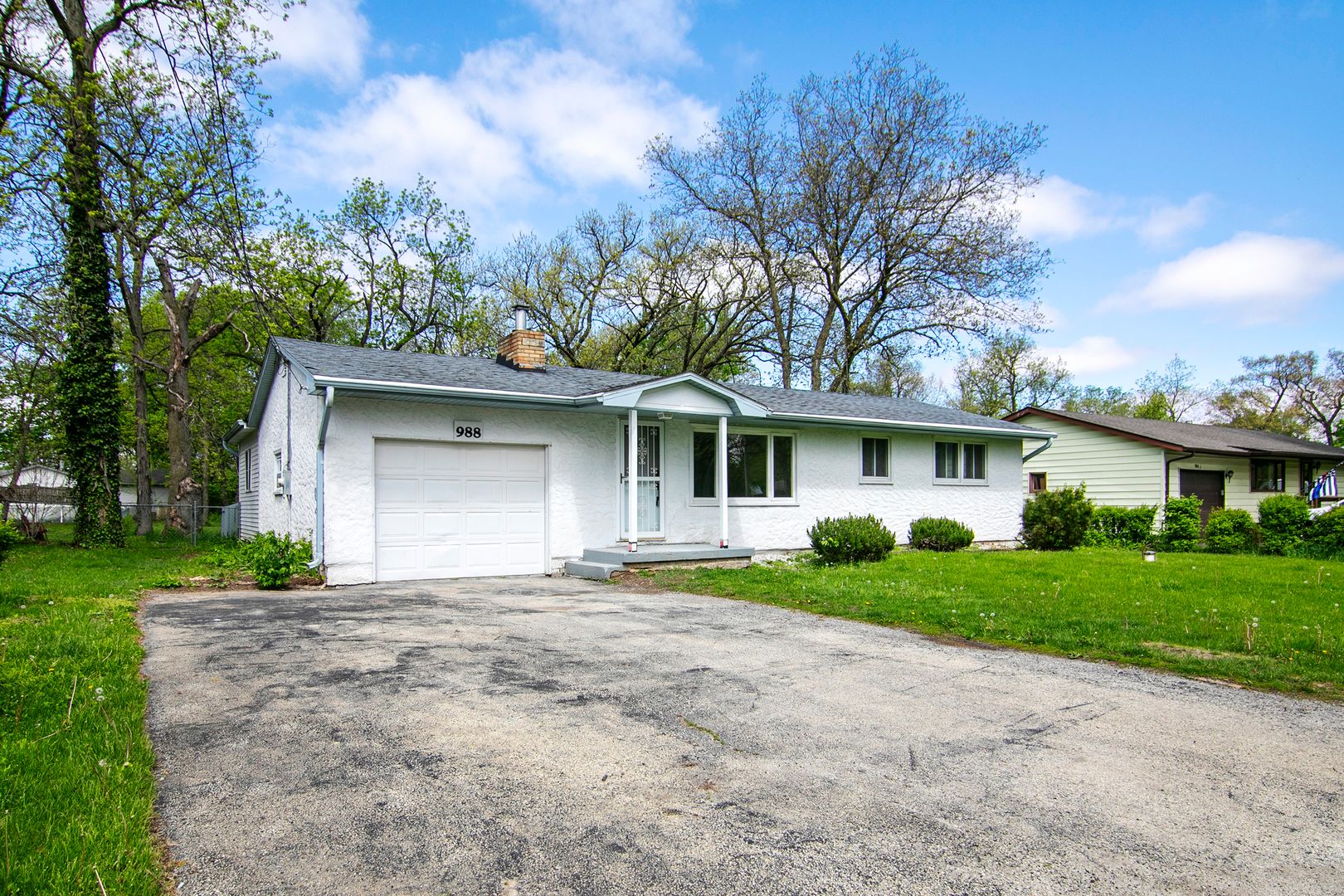 988 Spruce Lane — St. Anne, IL 60964
