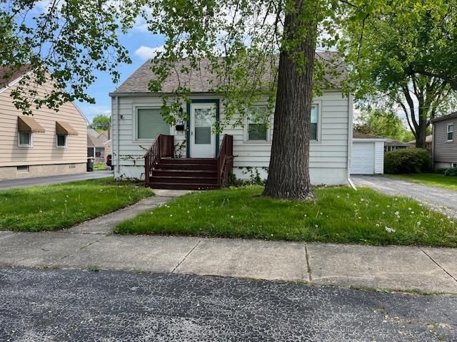 17943 Ridgewood Avenue — Lansing, IL 60438
