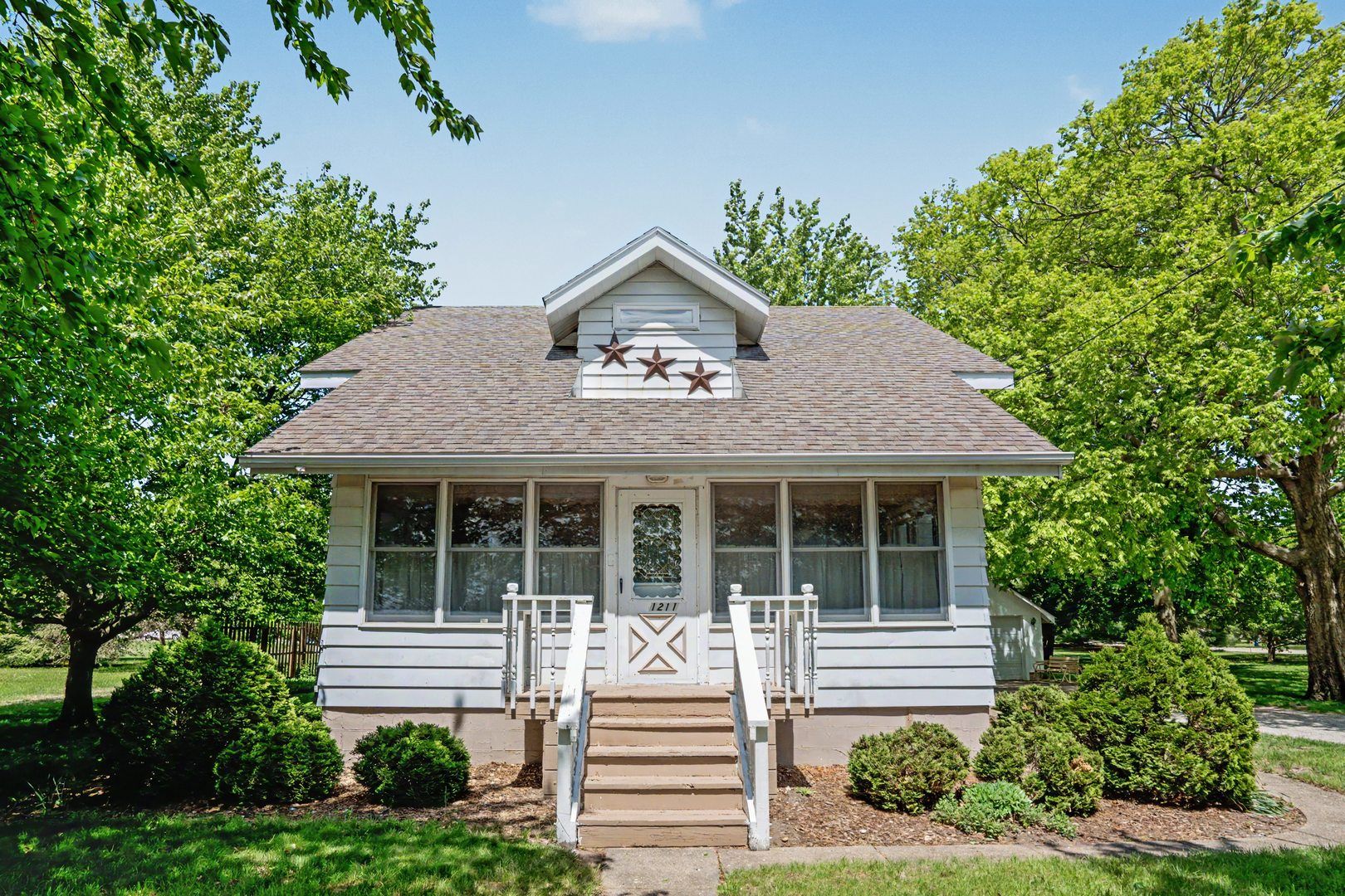 1211 16th Avenue — Erie, IL 61250