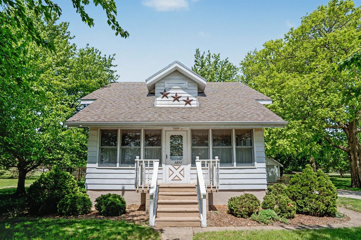 1211 16th Avenue, Erie, IL 61250
