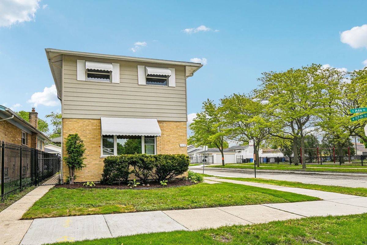 11659 Ada Street, Chicago, IL 60643