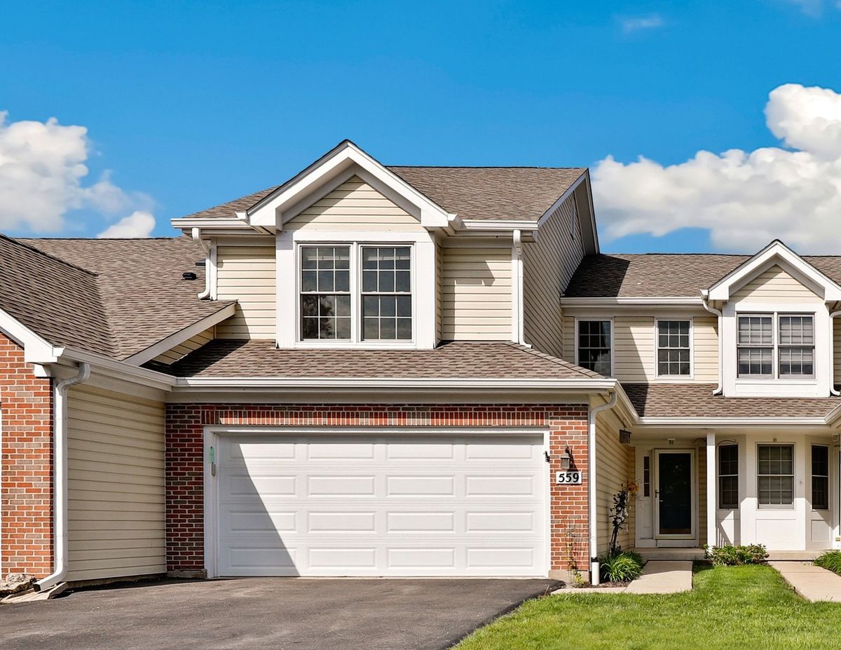 559 Bradbury Lane, Geneva, IL 60134