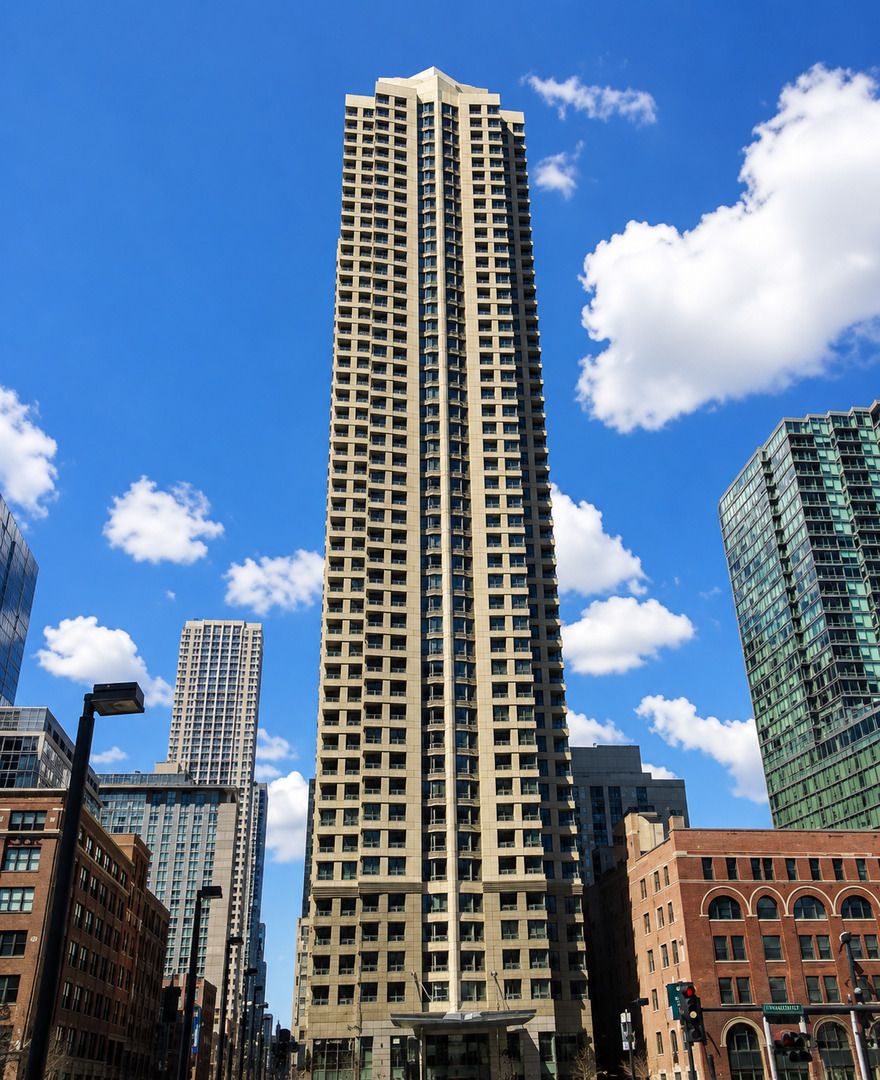 440 Wabash Avenue, Chicago, IL 60611