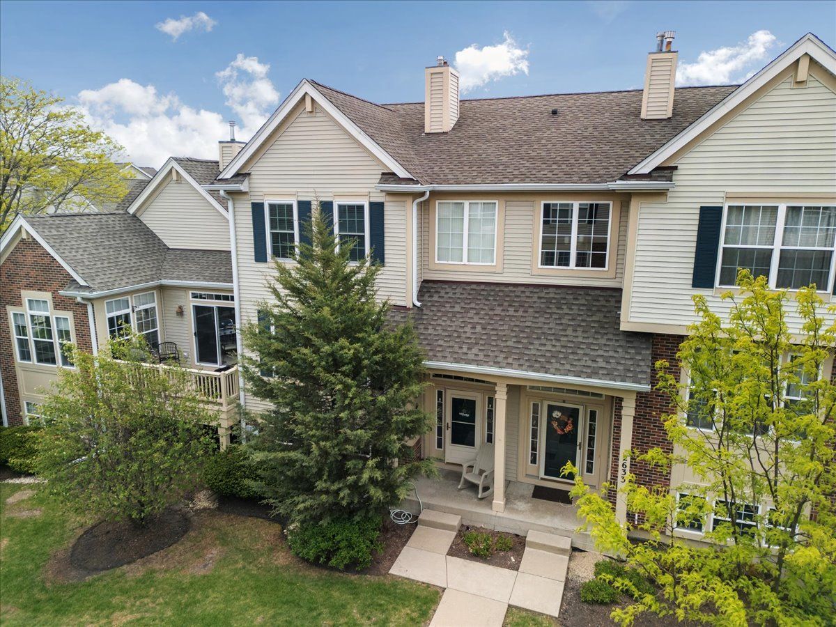 2631 Greenwood Avenue, Arlington Heights, IL 60004