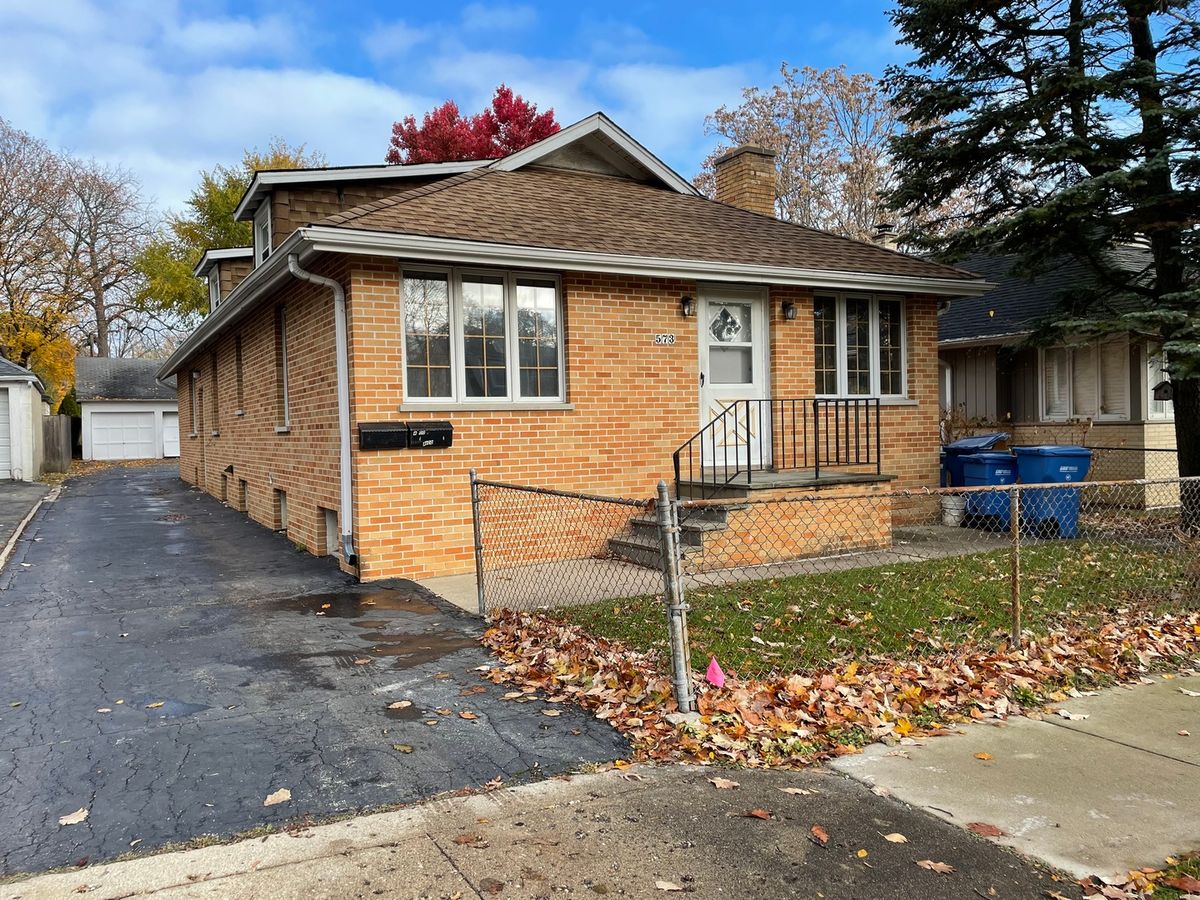 573 Chicago Avenue, Highland Park, IL 60035