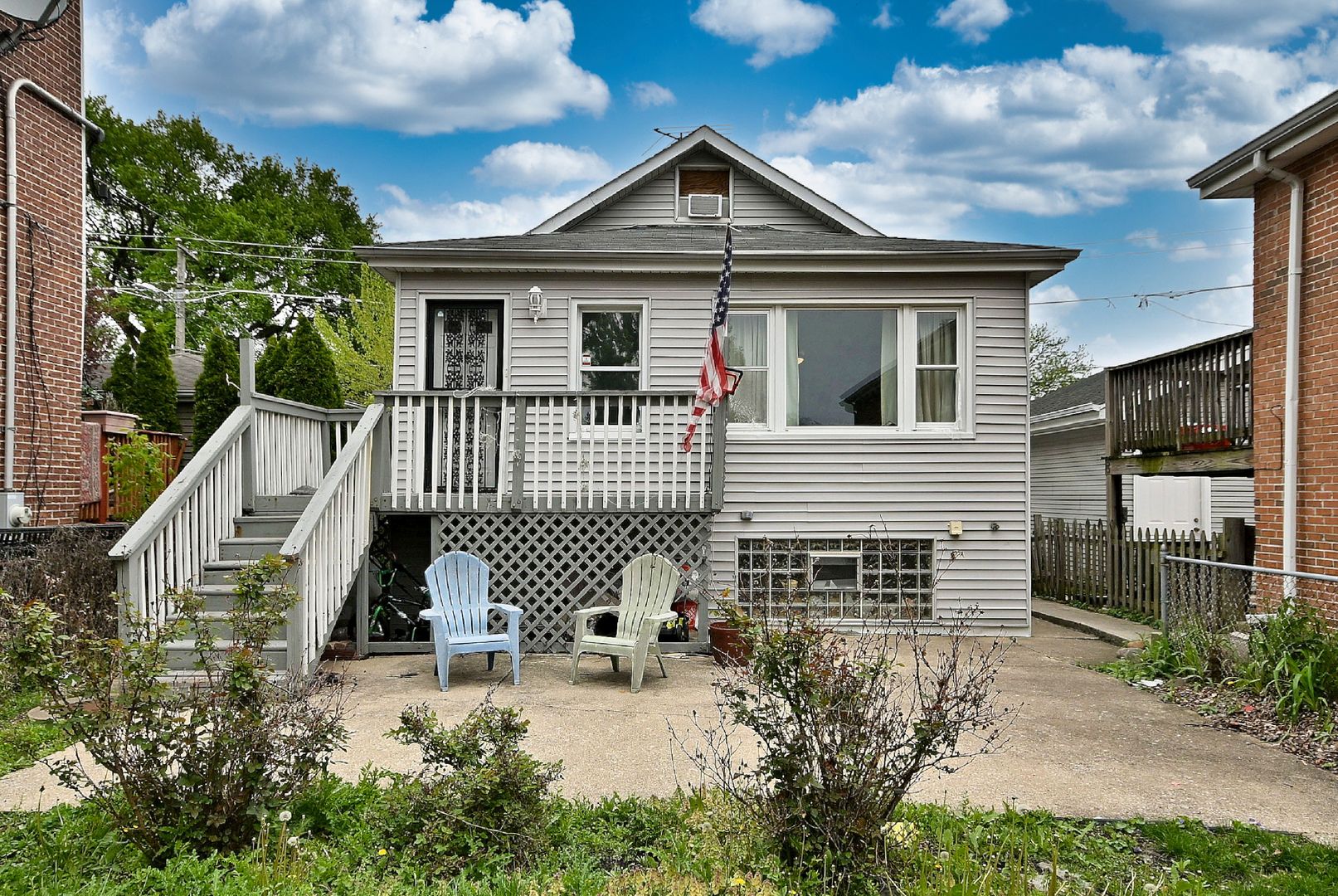 4439 N Newland Avenue — Harwood Heights, IL 60706