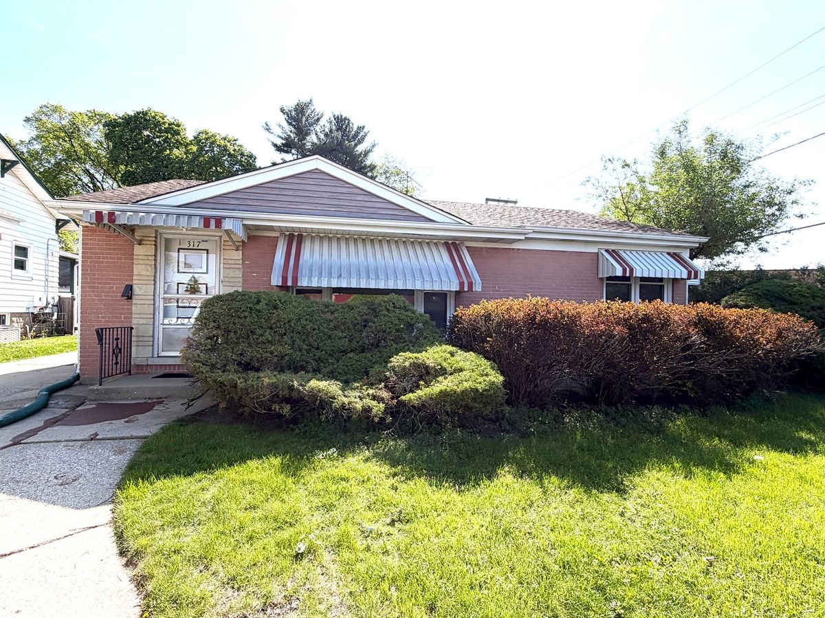 317 Louis Street, Mount Prospect, IL 60056