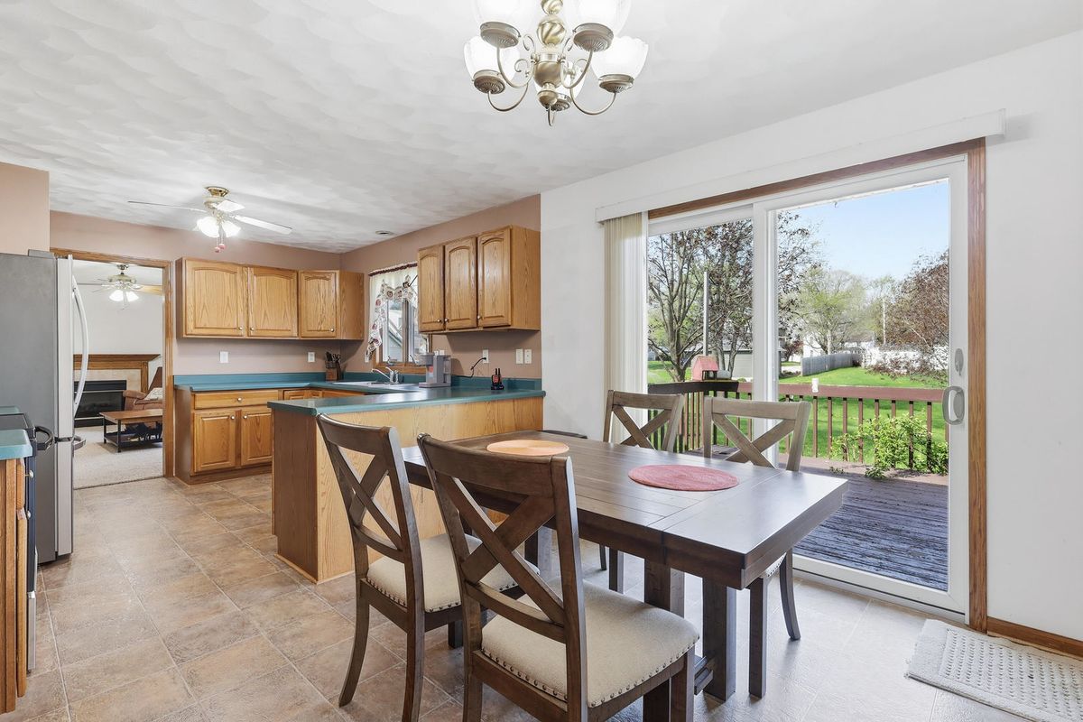 413 N East Street, Cambridge, IL 61238