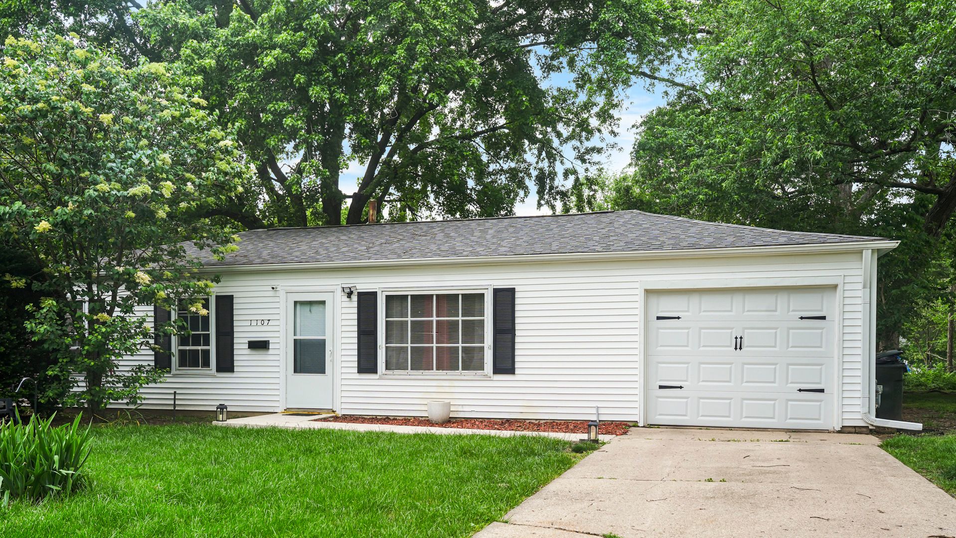 1107 N Highlands Drive — Urbana, IL 61801