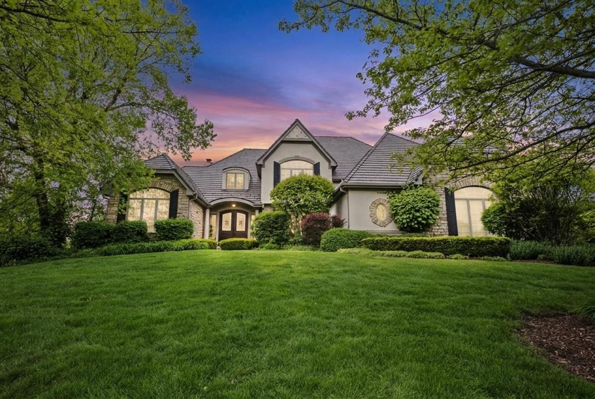 15230 Alpine Drive, Orland Park, IL 60467