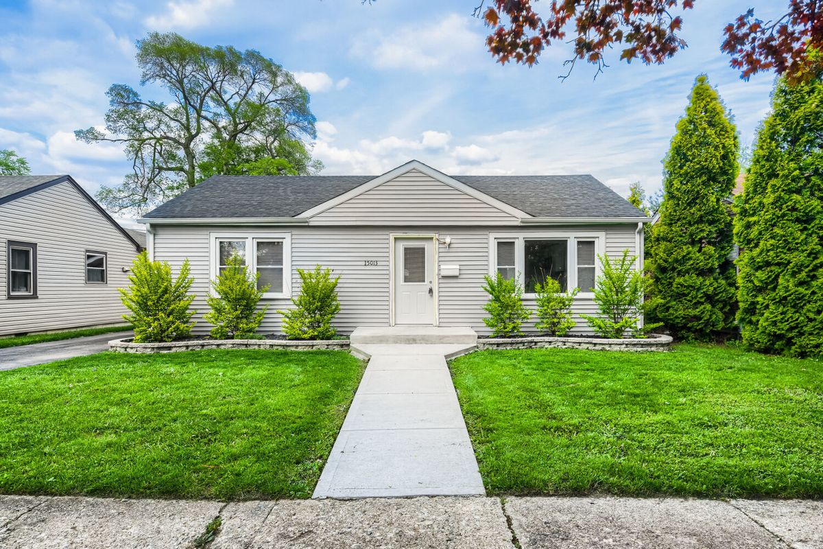 15013 Springfield Avenue, Midlothian, IL 60445