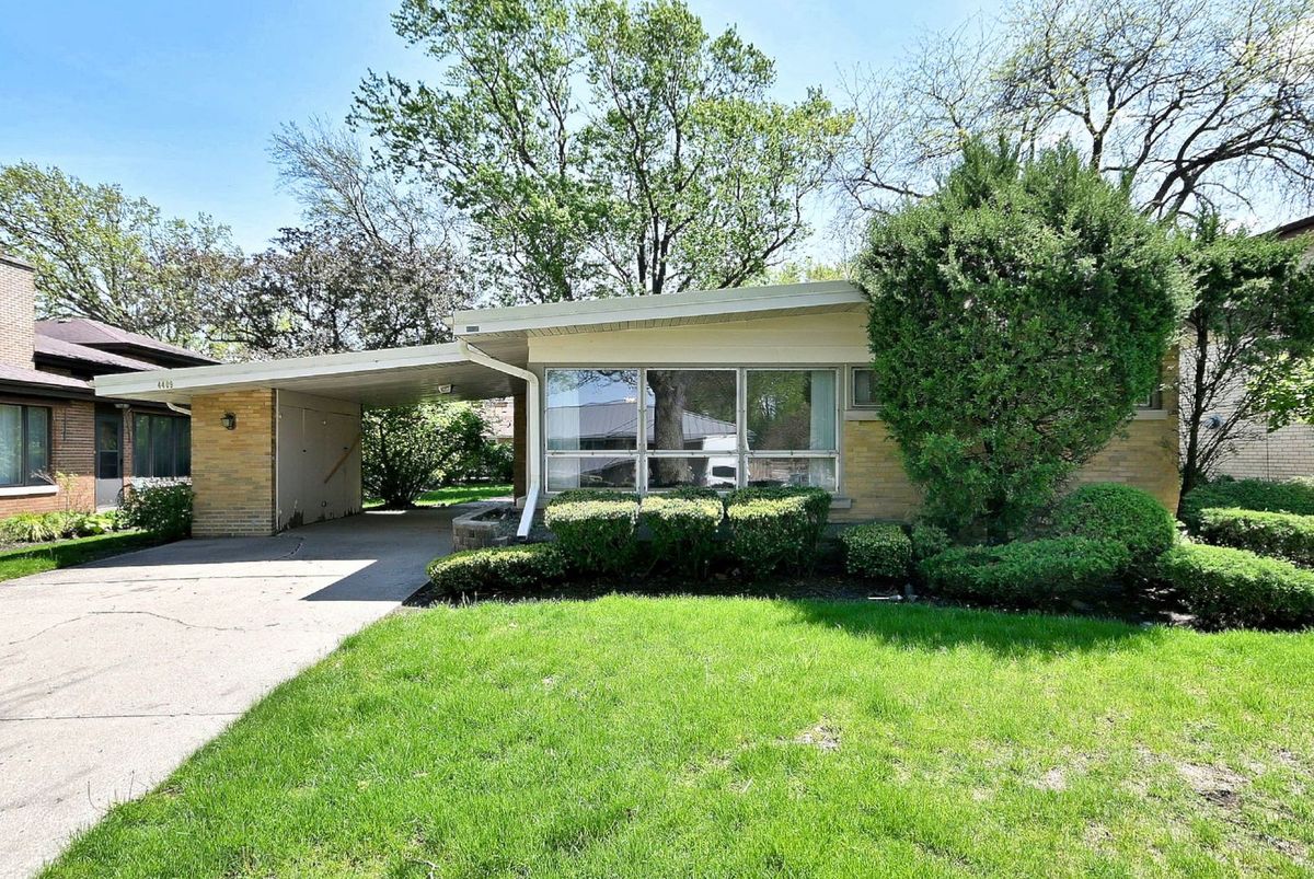 4409 W Lunt Avenue, Lincolnwood, IL 60712