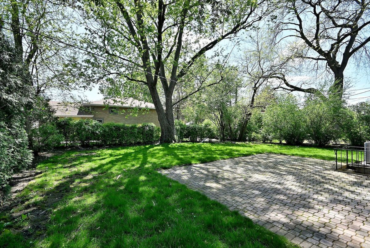 4409 W Lunt Avenue, Lincolnwood, IL 60712