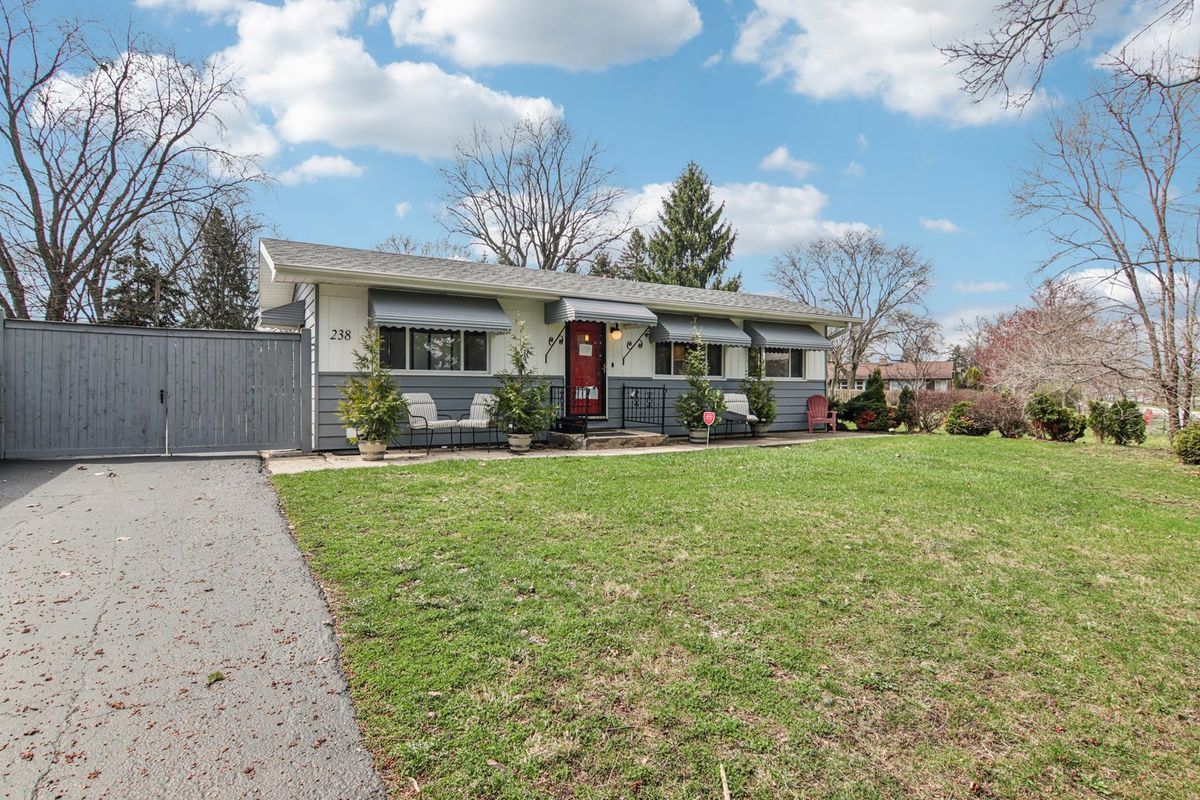 238 Frontage Road, Northfield, IL 60093