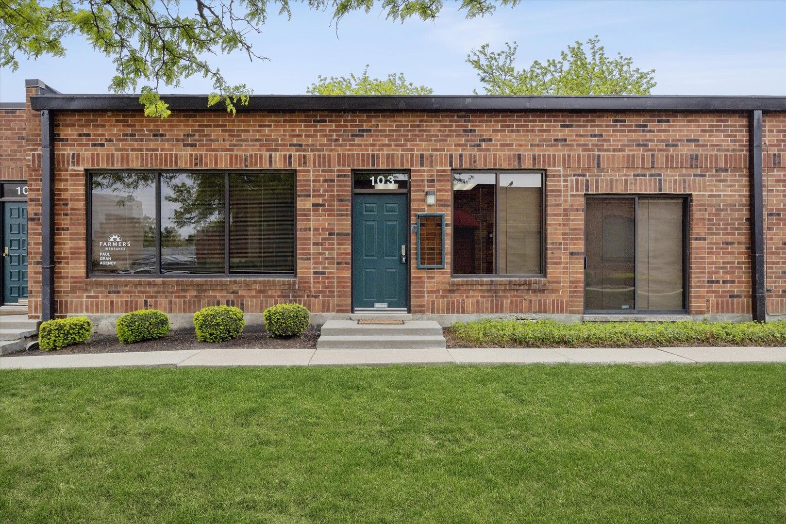 414 Plaza Drive #103 — Westmont, IL 60559