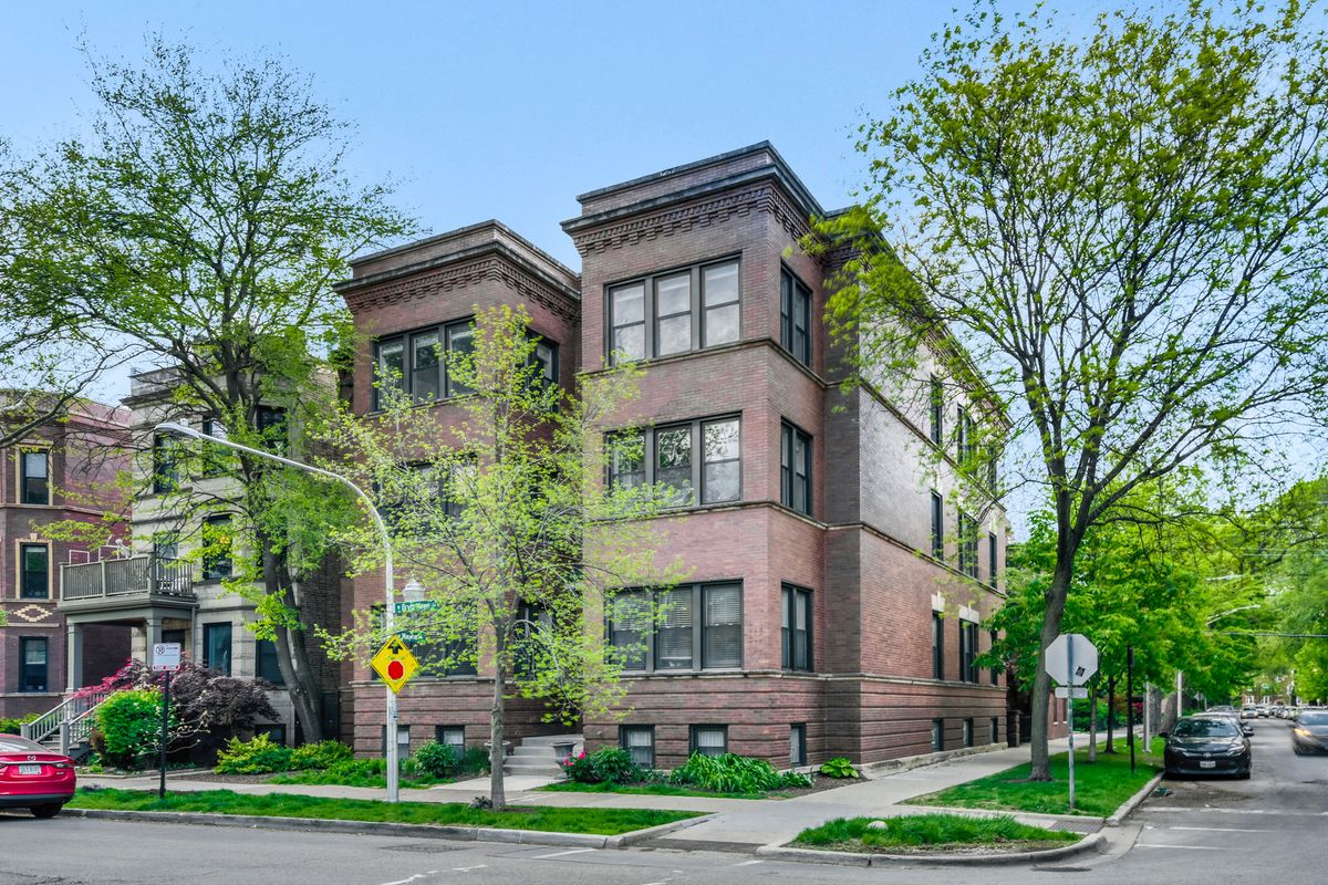 1328 BRYN MAWR Avenue, Chicago, IL 60660