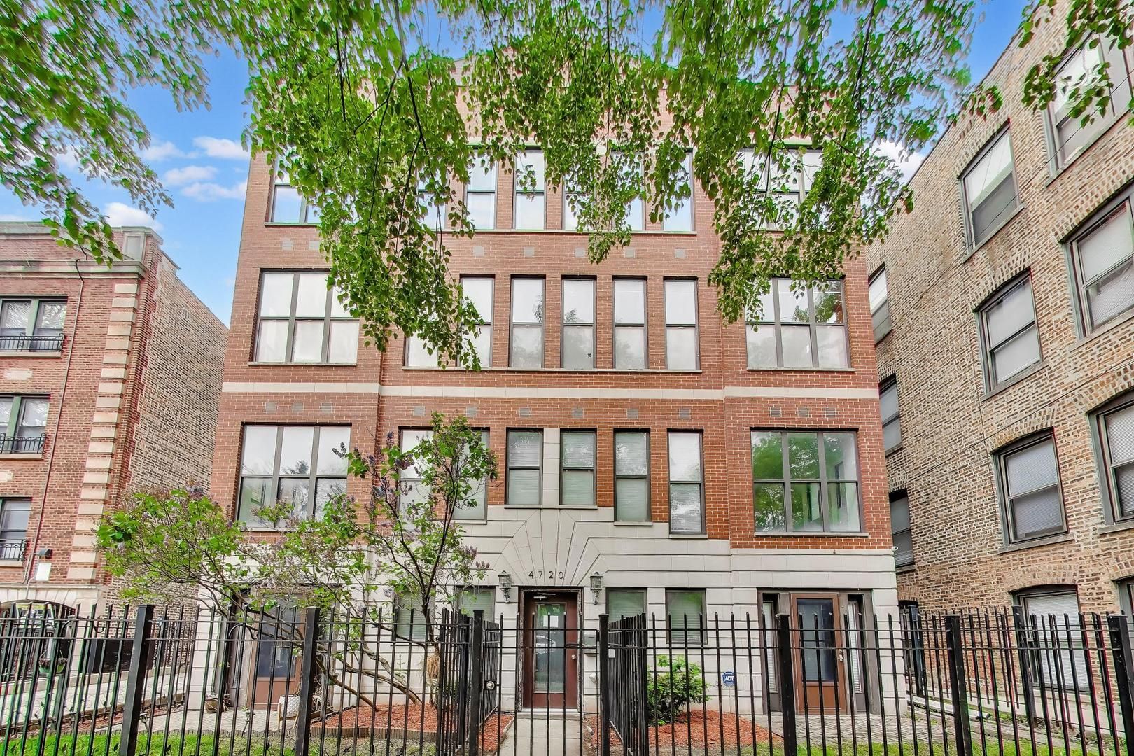 4720 S Woodlawn Avenue #D — Chicago, IL 60615