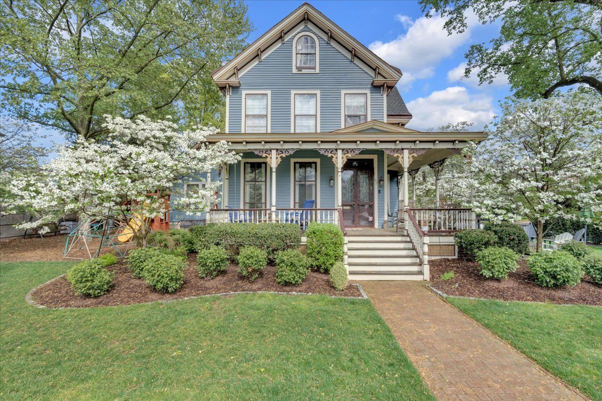 83 Centre Street, Haddonfield, NJ 08033