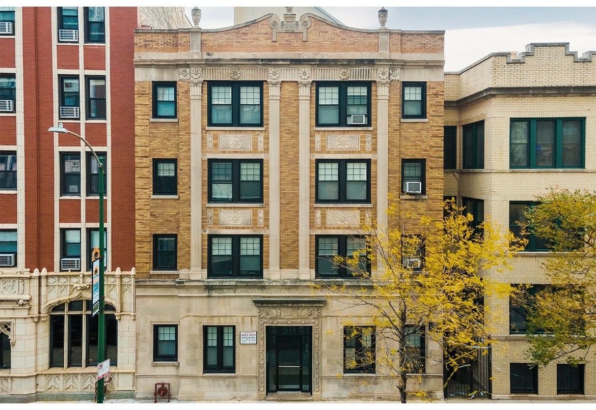 511 Belmont Avenue, Chicago, IL 60657